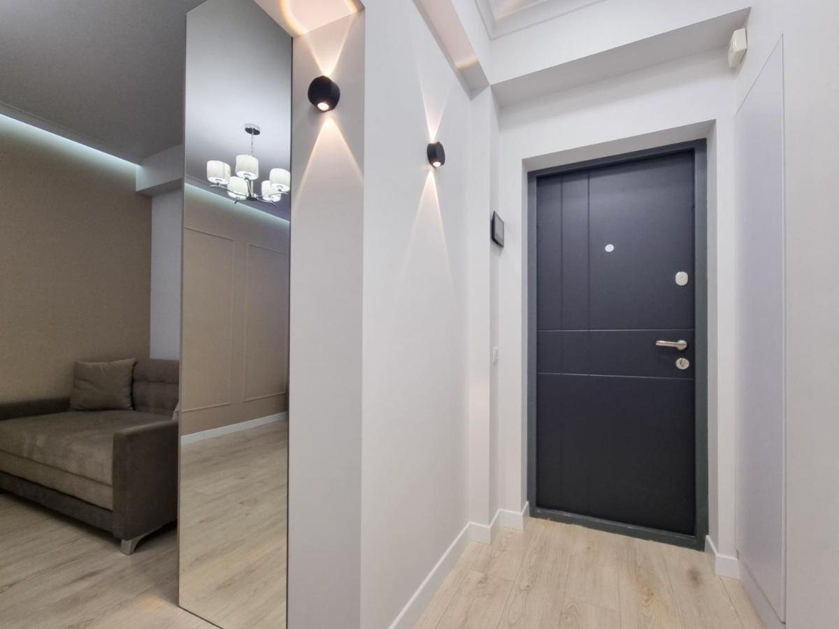 Botanica, 1 Bedroom Apartment With Living Chisinau Luaran gambar
