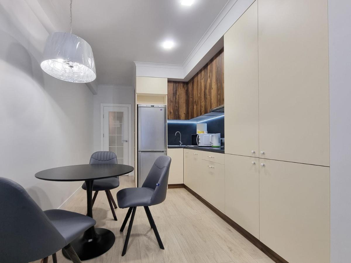 Botanica, 1 Bedroom Apartment With Living Chisinau Luaran gambar